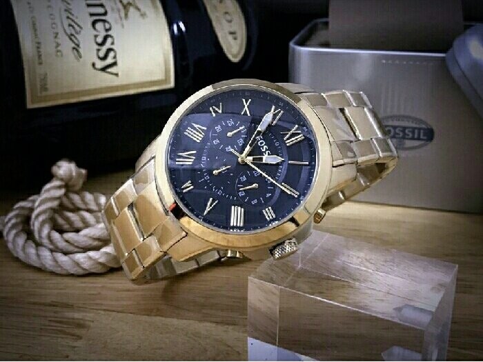 Cách phân biệt Đồng hồ Fossil thật và giả