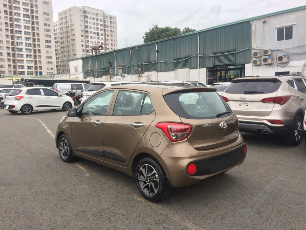 Huyndai i10 dòng xe lớn nhất trong phân khúc A - Huyndai khuyến mãi khủng mùa WORDLCUP(2)