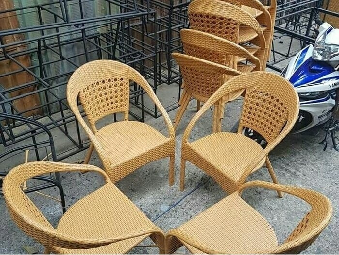 Mẫu bàn ghế nhựa giả mây đẹp chuyên dùng cho quán cafe