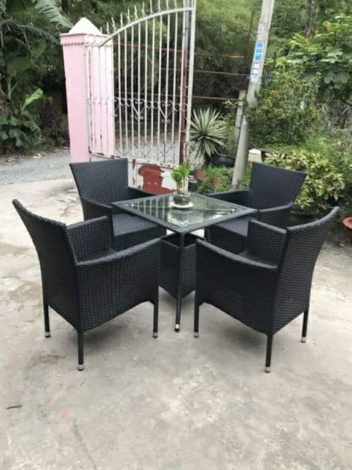 Mẫu bàn ghế nhựa giả mây sân vườn đẹp