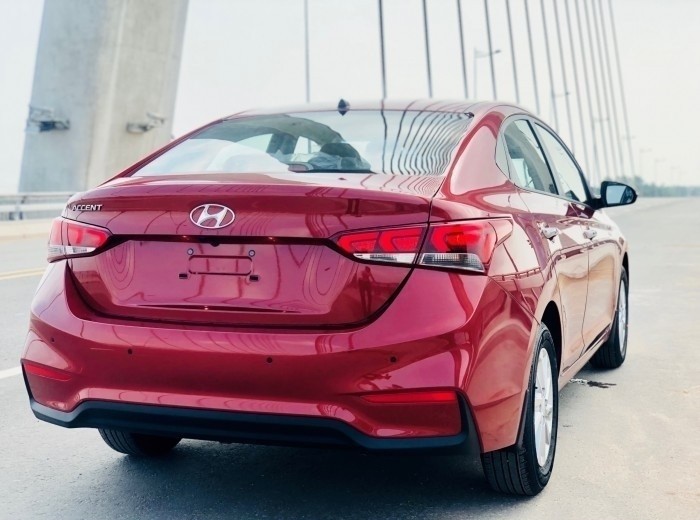 Giá xe Hyundai Accent 2018 lăn bánh(2)