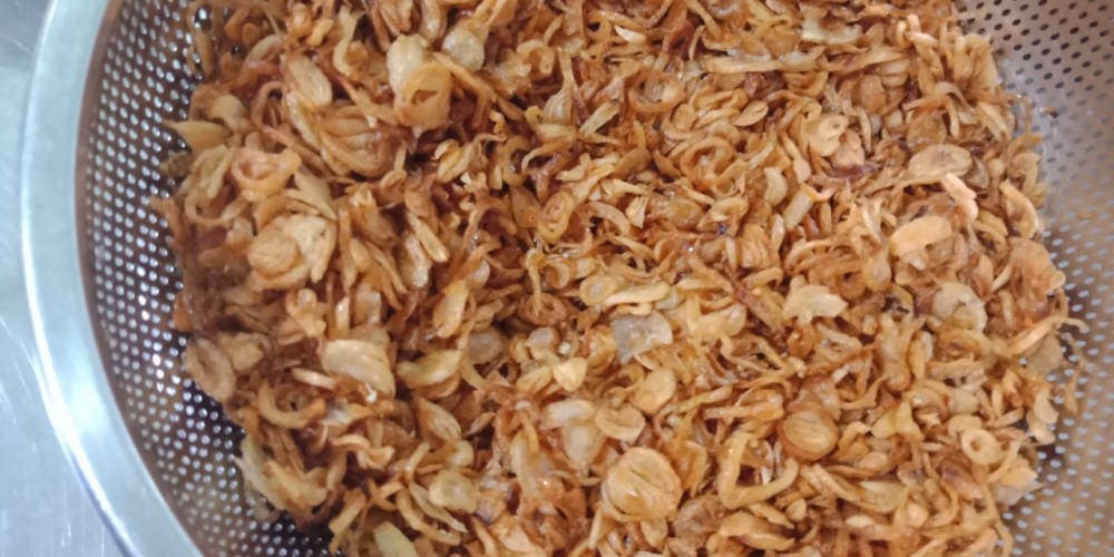 Banh-canh-cua-ngon-bui-dinh-tuy