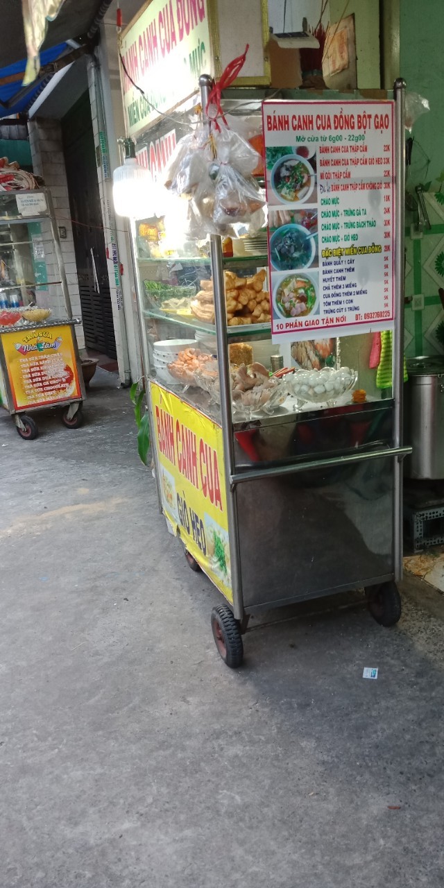 banh-canh-cua-dong-bui-dinh-tuy