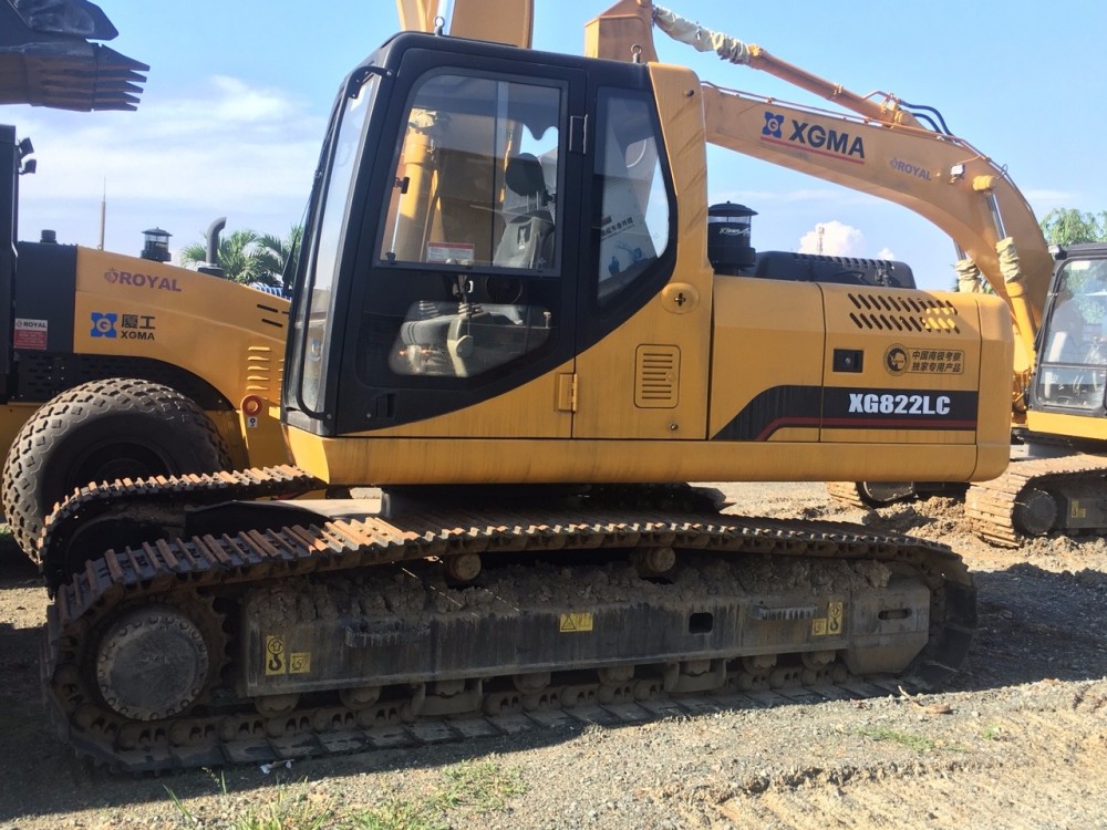 Thông số xe máy đào XGMA 822