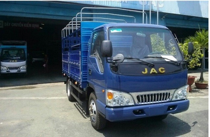 Giá xe tải Jac 2.4 tấn tại Bình Dương(3)