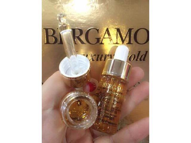 Sử dụng tinh chất nâng cơ BERGAMO 24K Gold Brilliant Essence để yêu thương làn da của mình các bạn nhé!(1)