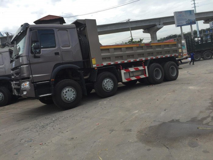 Đánh giá xe ben 4 chân Howo(1)