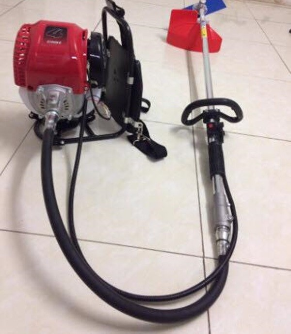 Đặc điểm máy cắt cỏ đeo vai Honda UMK435T giá rẻ