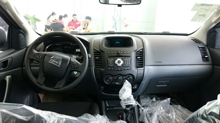 Đánh giá xe bán tải Ford Ranger 2018
