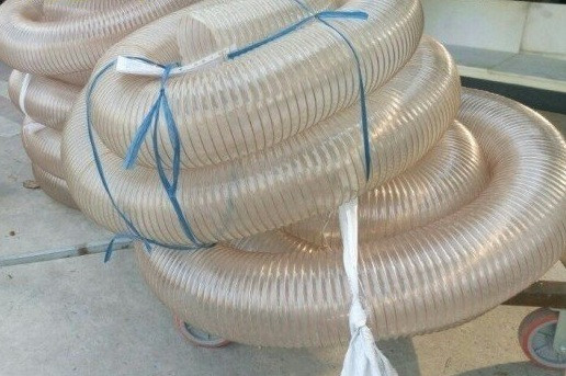 Đánh giá ống hút bụi PU lõi thép mạ đồng Phi 200