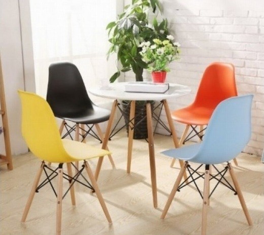 5 mẫu bàn ghế nhựa chân gỗ giá rẻ