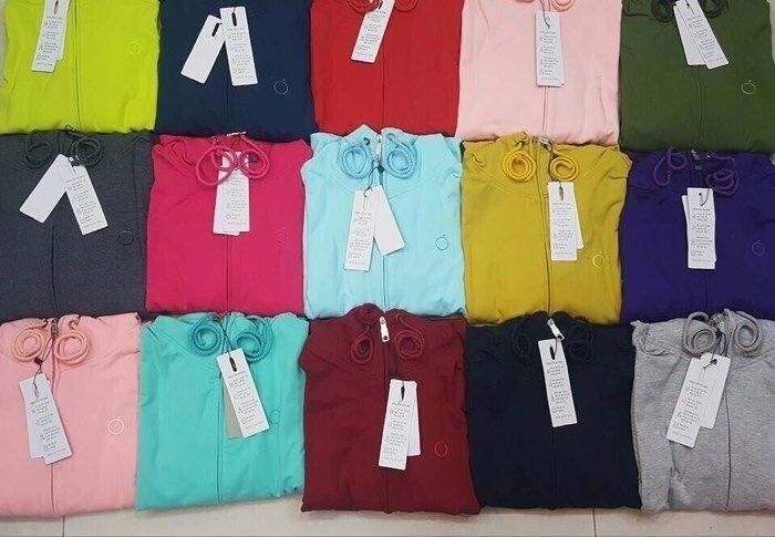  Chất liệu mẫu áo khoác nữ hot nhất hiện nay ảnh hưởng như thế nào đến vóc dáng(7)