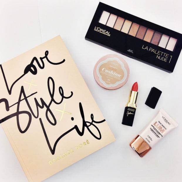 Lý do chọn mua son L'Oreal Paris Collection Exclusive Lipstick huyền bí