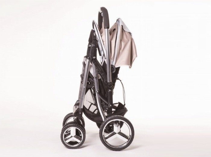 Xe đẩy Combi Mega Ride Deluxe(2)
