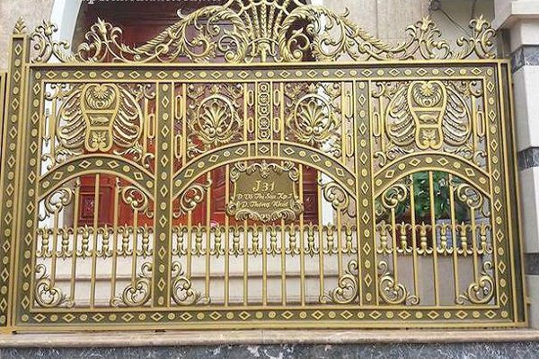 Tư vấn lắp đặt cổng, hàng rào nhôm đúc tại Hải Hậu Nam Định
