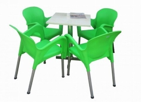 Bàn ghế cafe cũ thanh lý giá cực rẻ tại TPHCM