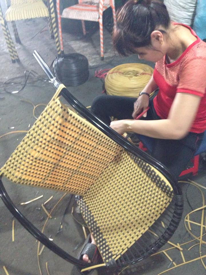 ghe-nhưa-gia-may-thai-binh