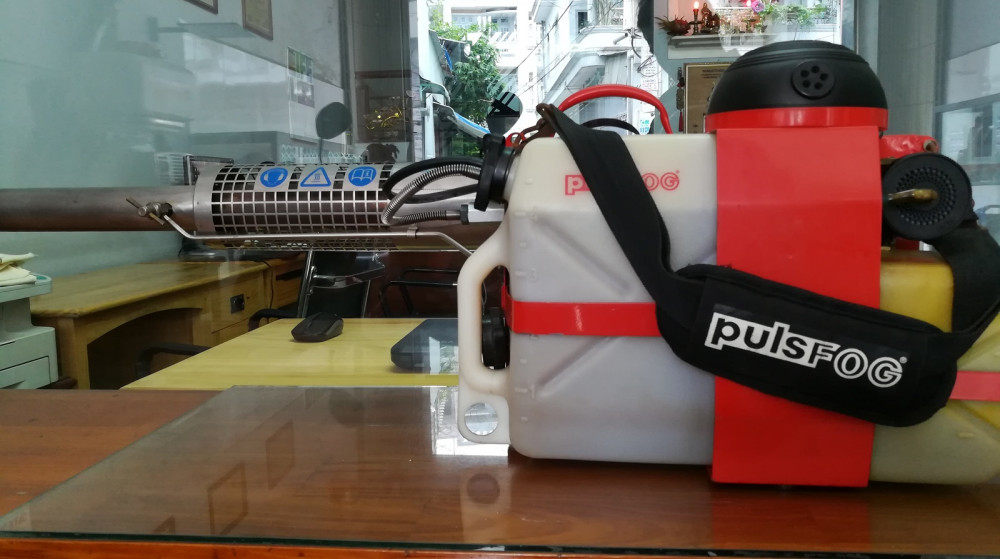 Máy phun khói thuốc diệt muỗi, côn trùng và sâu bọ cho nhà ở, vườn cây  nhập khẩu chính hãng