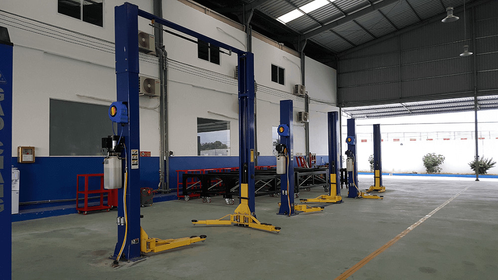 xưởng sản xuất, lắp ráp và sửa chữa xe tải tại ô tô miền nam