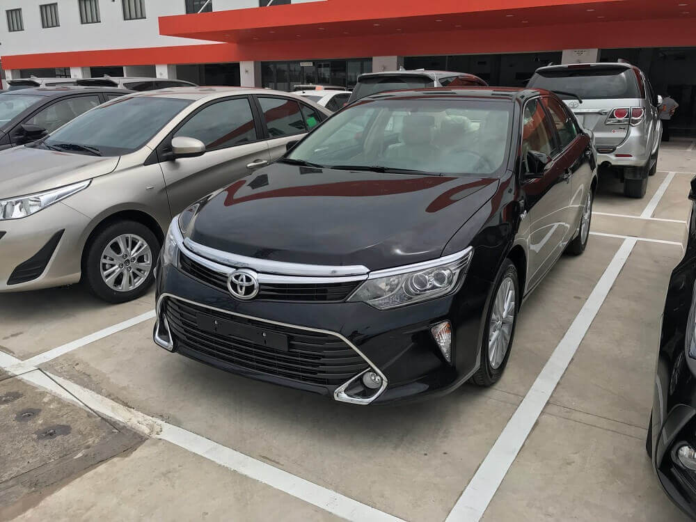 Báo giá Toyota Camry 2018 mới nhất