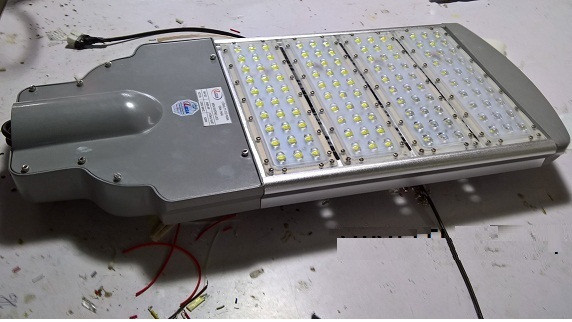 Đèn đường led 120w giải pháp tối ưu cho công trình bạn
