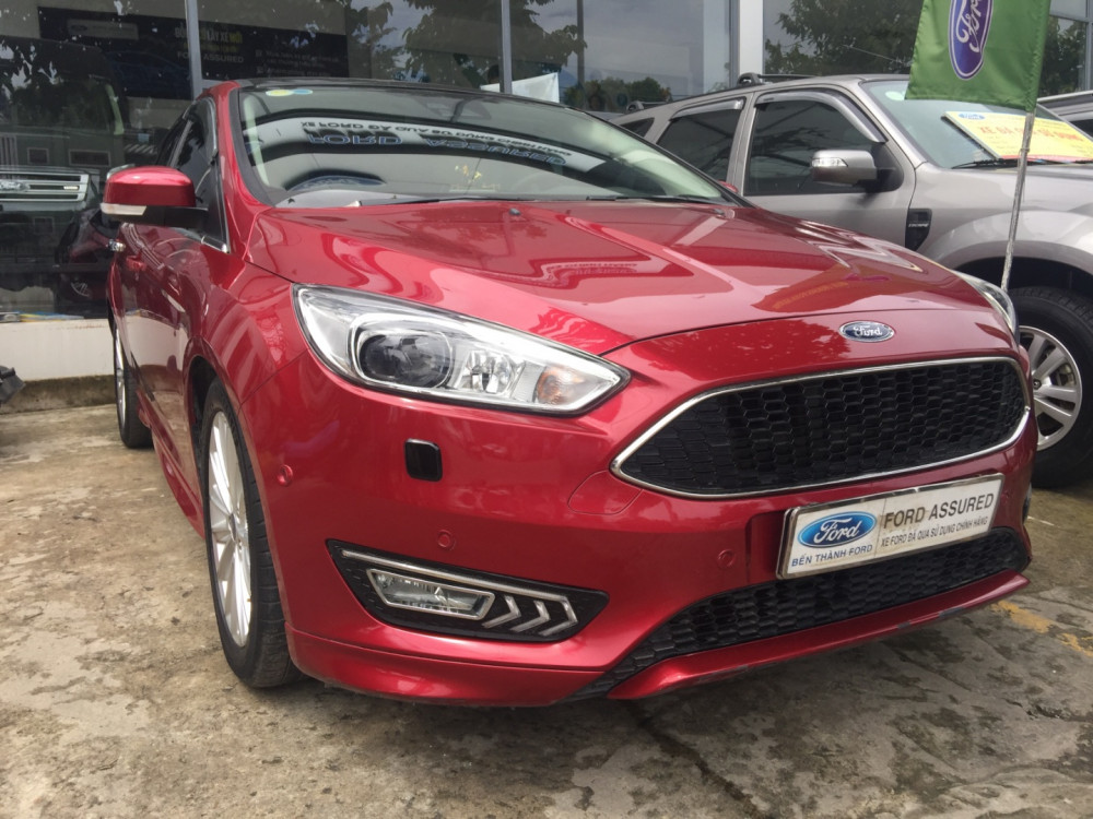 Mua xe Ford Focus Ecoboost trả góp tại TPHCM