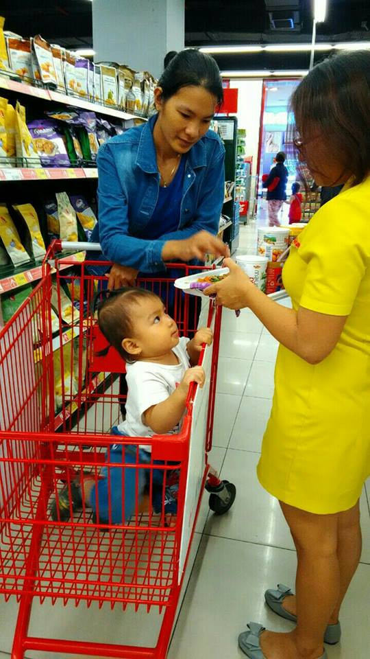 Chương trình khuyến mãi hè và Sampling Tân Tân(5)