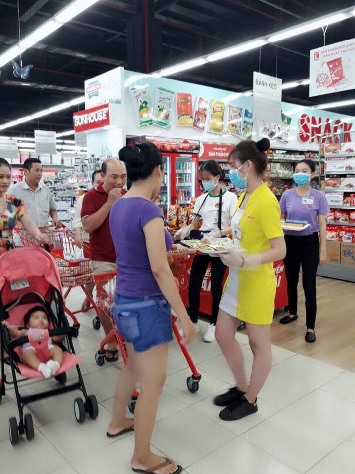 Chương trình khuyến mãi hè và Sampling Tân Tân(6)