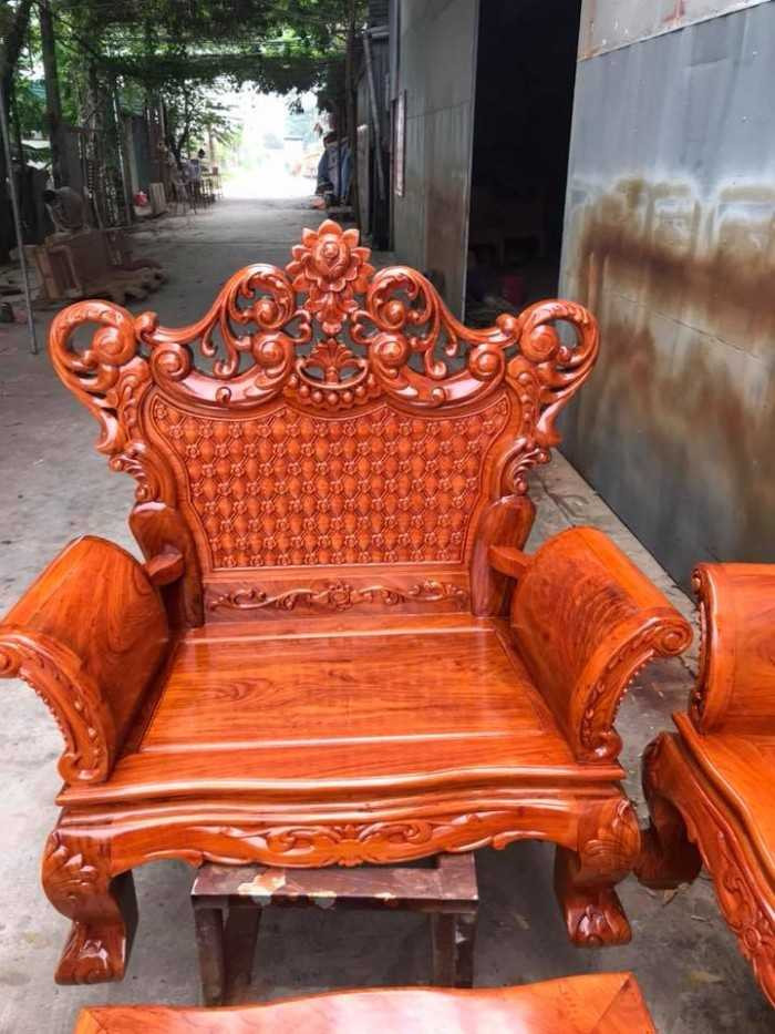 Mua bàn ghế gỗ phòng khách dưới 10 triệu tại Hà Nội
