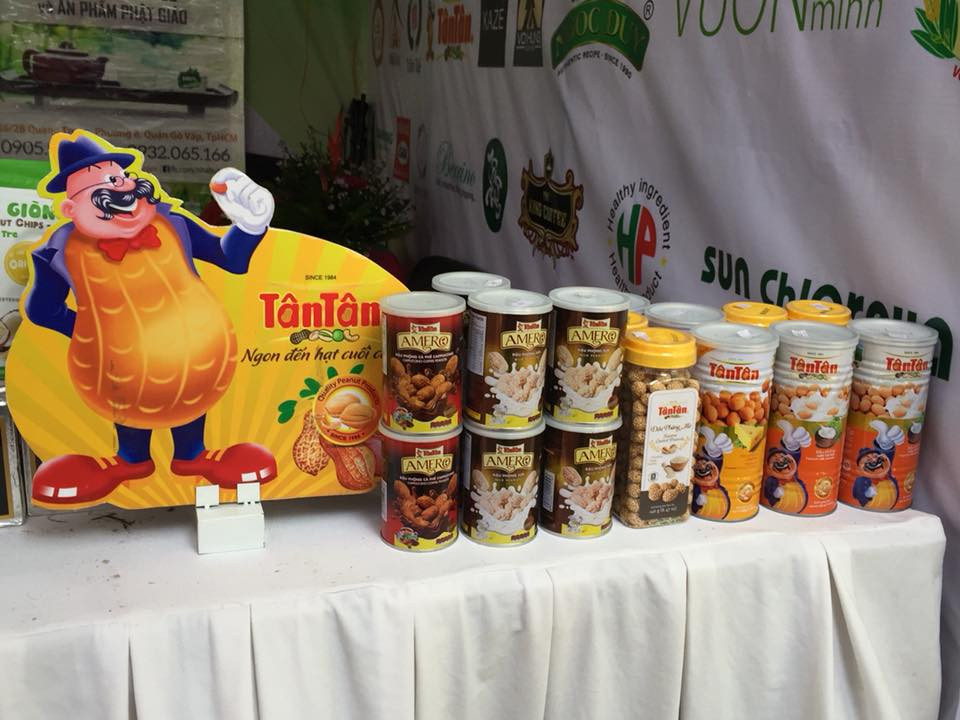 Tân Tân có mặt tại lễ hội văn hóa ẩm thực chay(1)