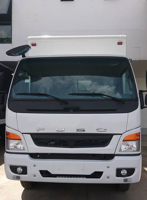 xe tải fuso fi thùng kín composite