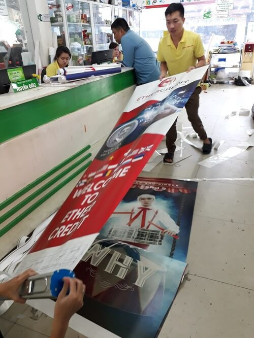 Báo giá in standee giá rẻ tại TPHCM