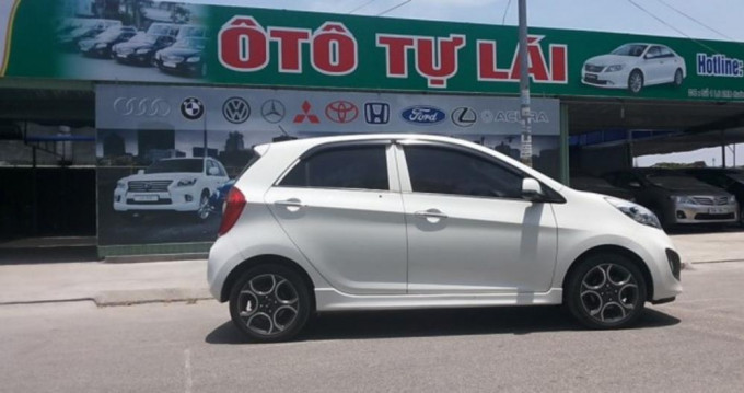 Thuê xe tự lái giá rẻ Tphcm