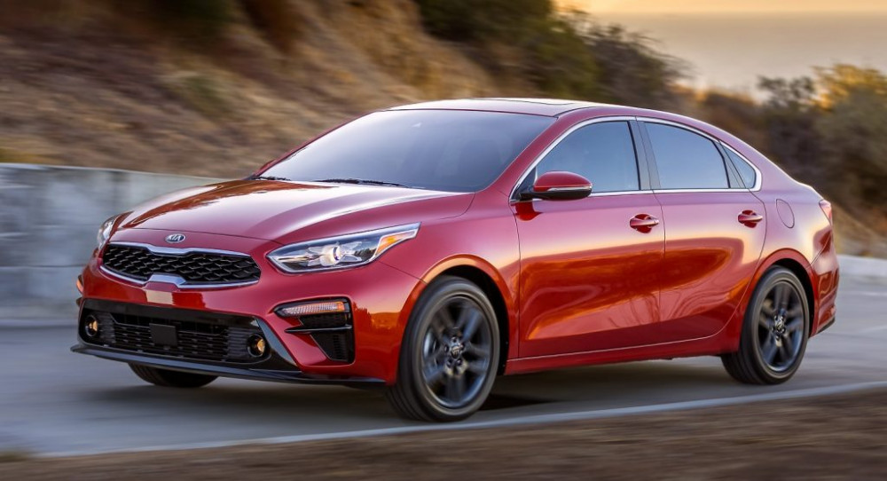 Thuê xe Kia tự lái giá rẻ - Kia Forte