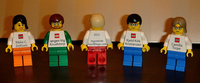 mẫu card visit độc đáo nhất thế giới đến từ hãng Lego 2