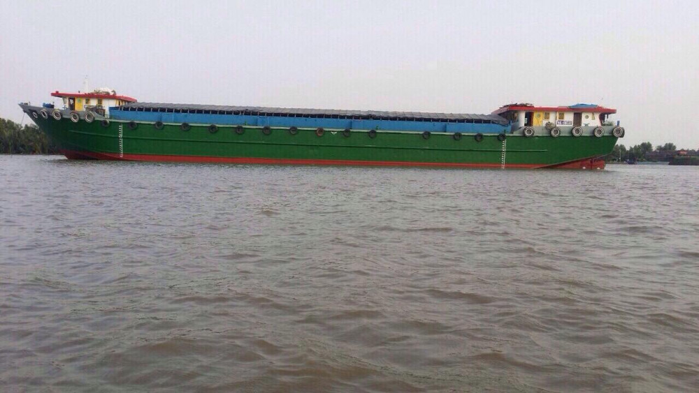Dịch Vụ Hải Quan Trọn Gói - XNK Đại Kim Phát cung cấp dịch vụ vận chuyển hàng hóa bằng sà lan