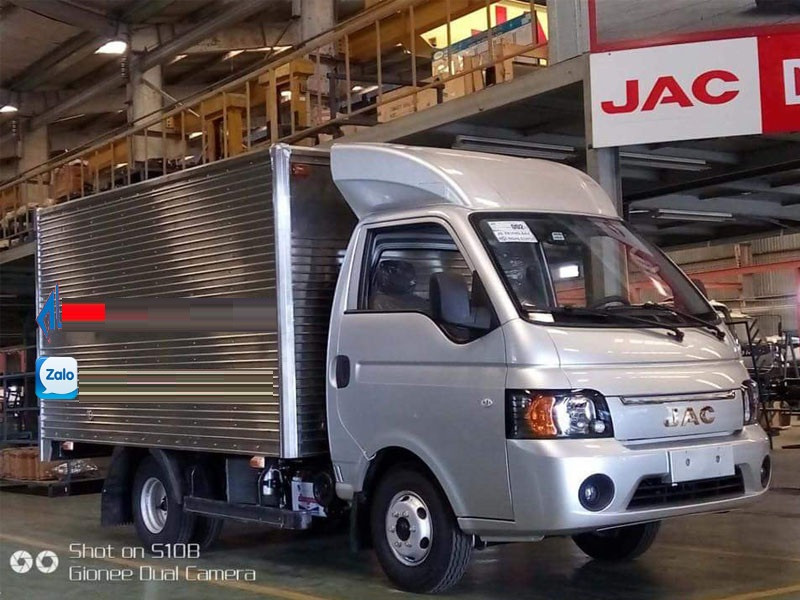 Xe tải Jac 990 kg máy dầu, lốp đôi, trả trước 50 triệu
