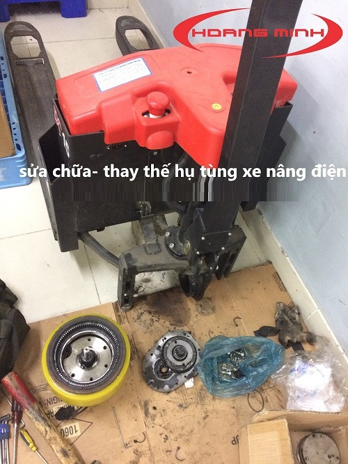 Tư vấn cách sửa chữa xe nâng tay miễn phí - Phụ tùng Hoàng Minh