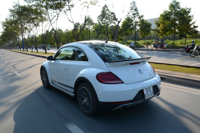 Giá xe Volkswagen Beetle lăn bánh mới nhất