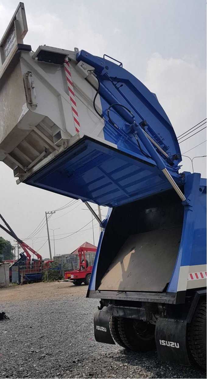 Giá xe ép rác Isuzu(5)
