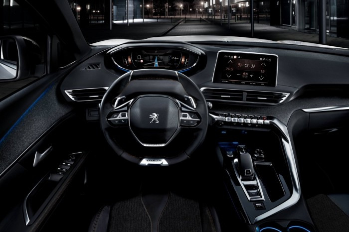 Đánh giá ưu nhược điểm xe Peugeot 5008 2018