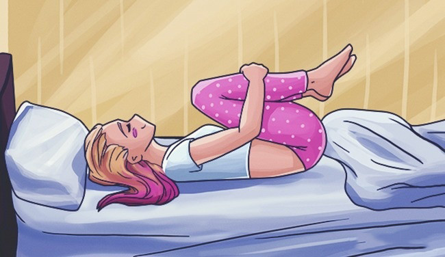 4 bài tập đơn giản giúp bạn ngủ ngon giấc, giảm đau lưng hiệu quả 