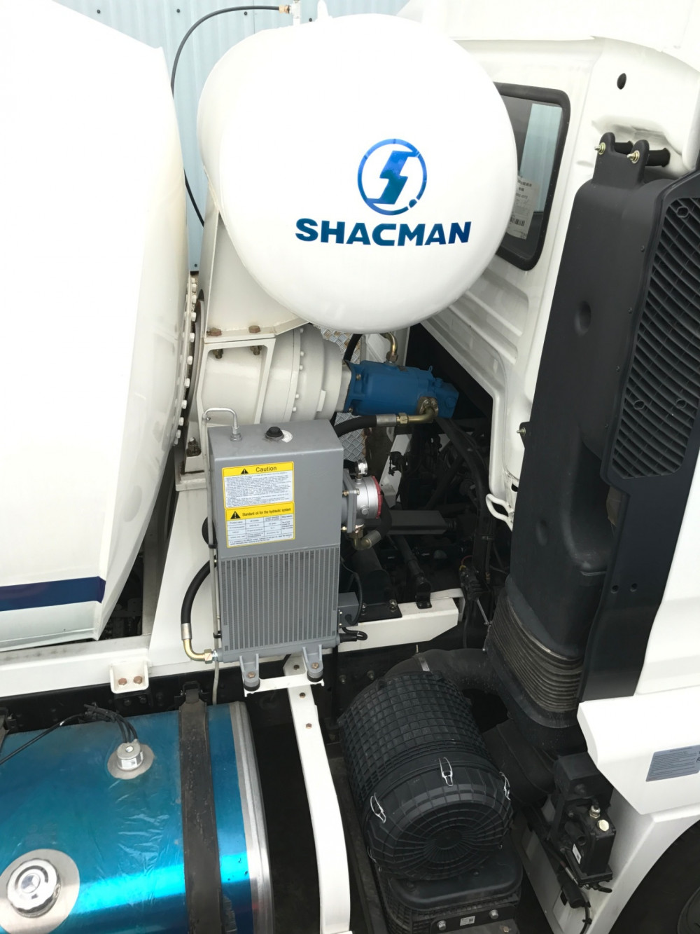 Xe trộn bê tông ShacMan 6X4 2017 