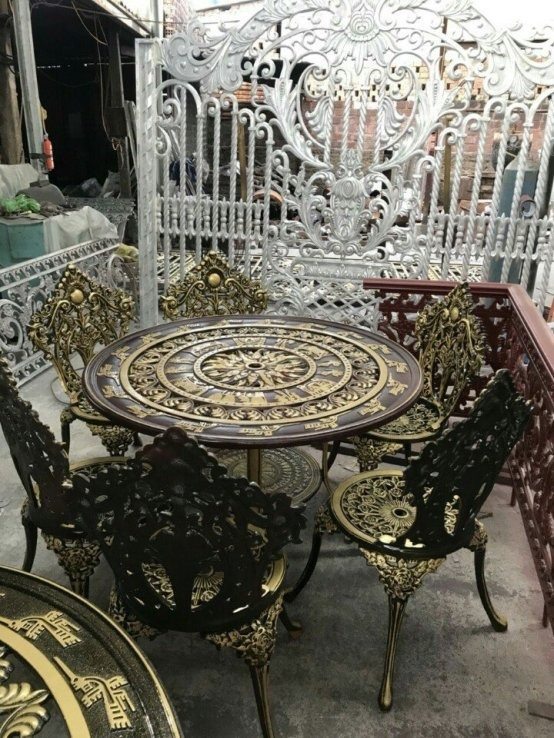 Mẫu bàn ghế cafe được ưa chuộng hiện nay