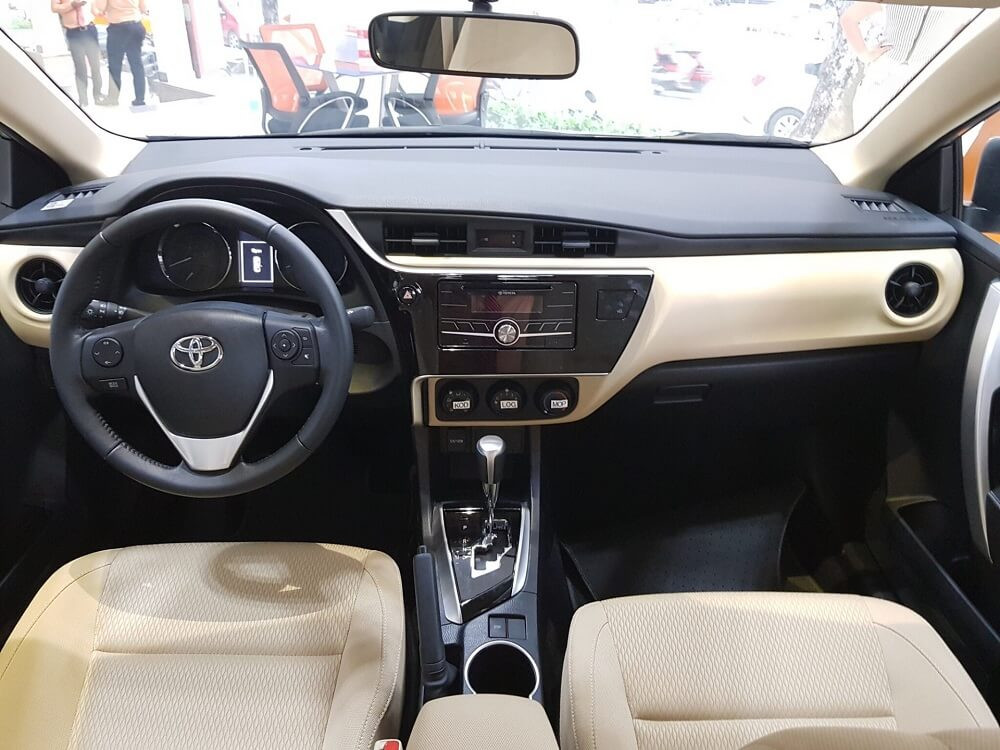 Giá lăn bánh xe Toyota Altis 2019 tại TPHCM