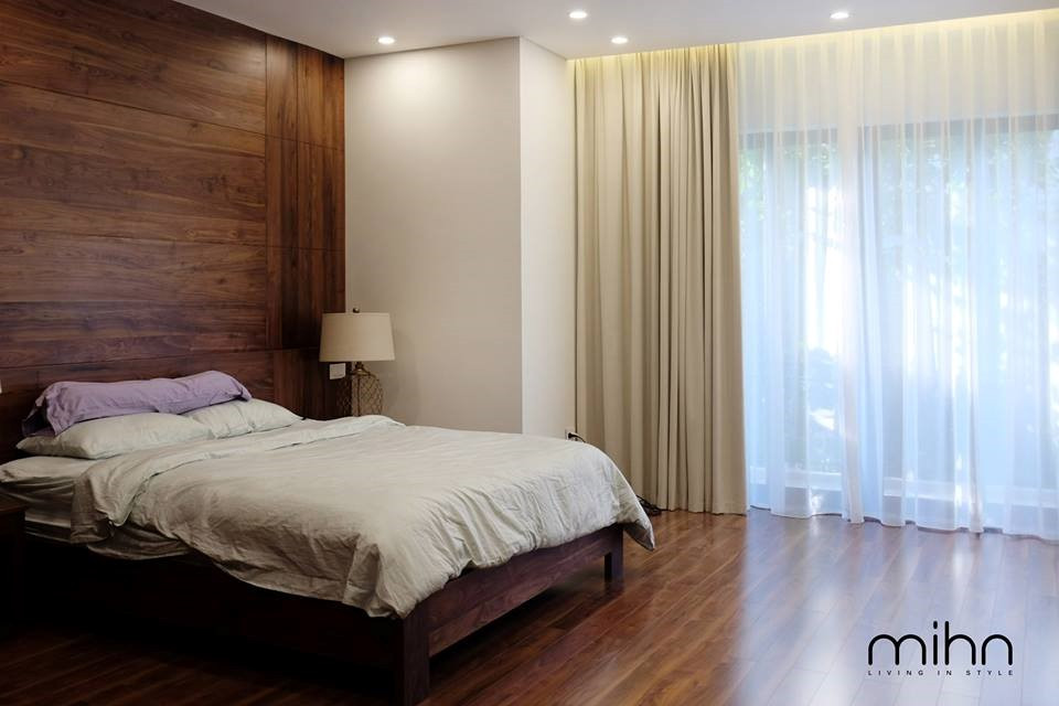 Thiết kế rèm cho cửa sổ phòng ngủ chữ L