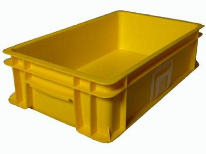 Địa chỉ mua bán thùng nhựa đặc uy tín TPHCM