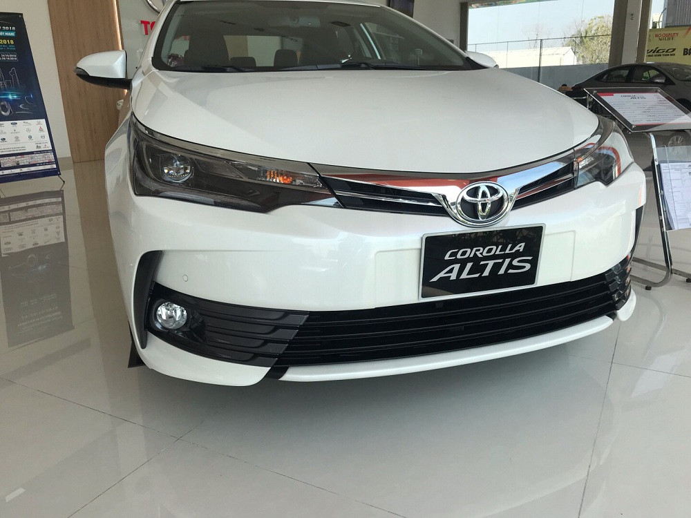 ngoại thất Toyota Altis 2019