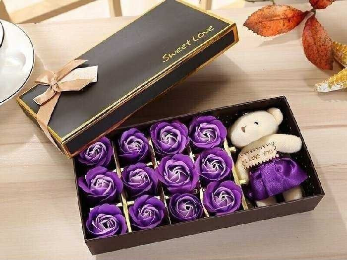 Quà tặng ý nghĩa - Hoa hồng sáp 12 bông kèm gấu sweet love