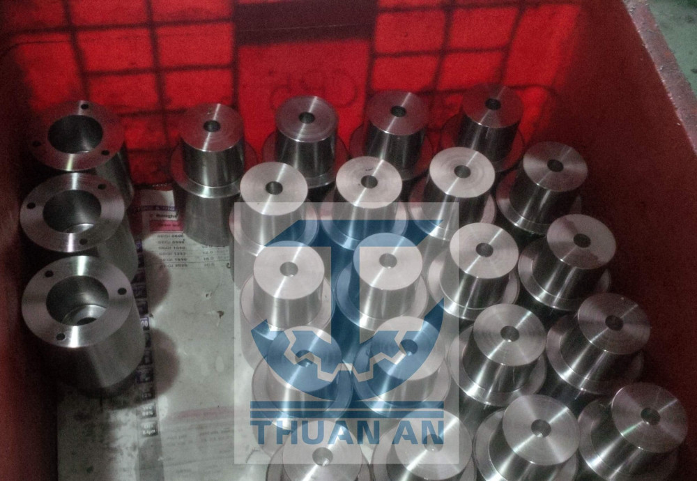 Đặc điểm của xe phun tưới nhũ tương nhựa đường